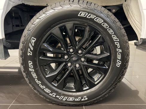 Certified 2022 Ford F150 XLT w/ Equipment Group 302A High image 7