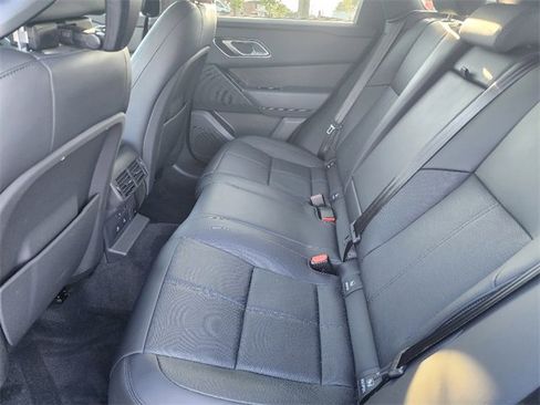 Used 2024 Land Rover Range Rover Velar Dynamic HSE image 19