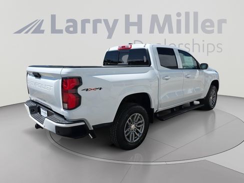 New 2026 Chevrolet Colorado LT w/ LT Convenience Package AWD/4WD image 8