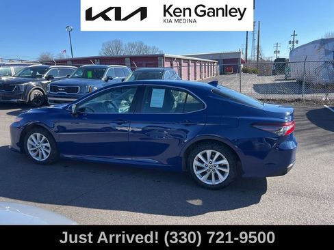 Used 2023 Toyota Camry LE image 8