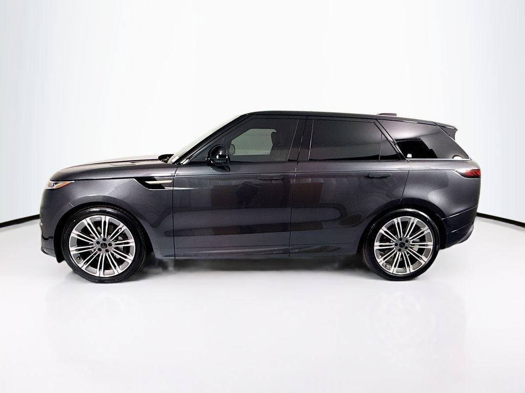 New 2026 Land Rover Range Rover Sport Dynamic SE AWD/4WD image 8