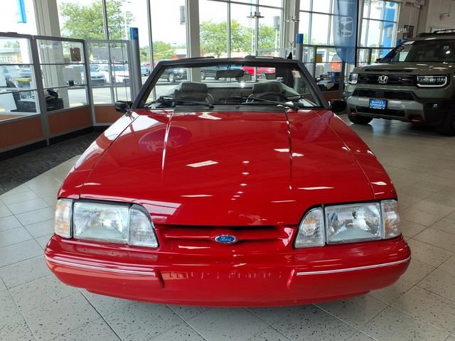 Used 1993 Ford Mustang LX RWD image 2