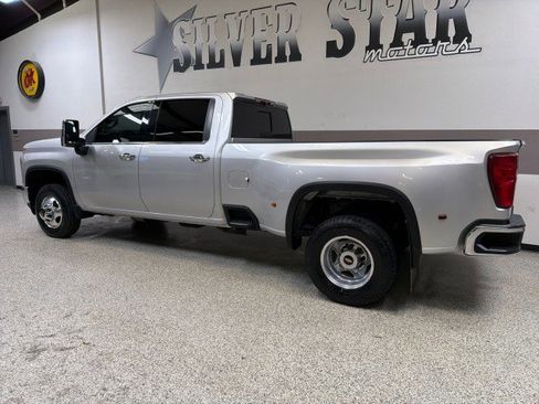 Used 2021 Chevrolet Silverado 3500 LTZ w/ LTZ Texas Edition image 6