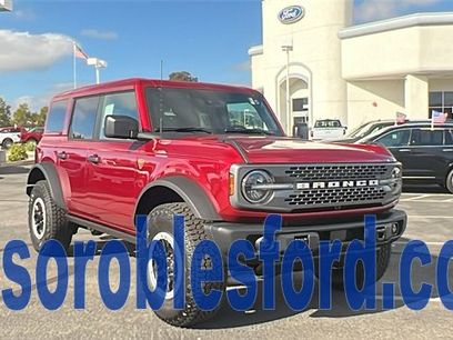 New 2025 Ford Bronco Badlands w/ Sasquatch Package