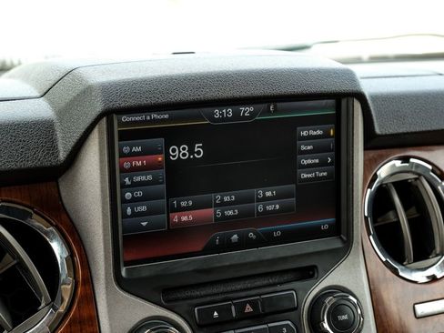 Used 2016 Ford F450 King Ranch w/ FX4 Off Road Package AWD/4WD image 34