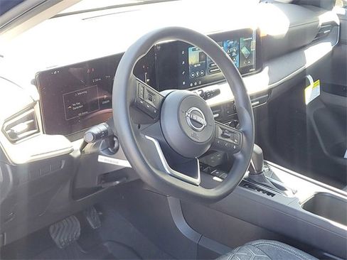 New 2026 Nissan Kicks SV w/ SV Premium Package image 6