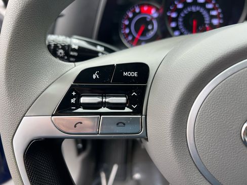 Used 2023 Hyundai Elantra SEL image 44