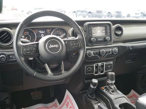 Used 2018 Jeep Wrangler Unlimited Sport S AWD/4WD image 11