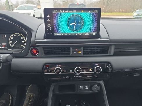 New 2025 Honda Pilot Touring image 17