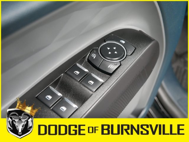 Used 2025 Ford Maverick Lobo AWD/4WD image 16