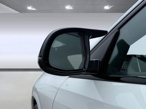 New 2026 BMW X6 M60i image 20