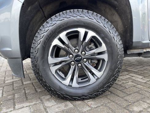 Used 2021 Chevrolet Colorado Z71 w/ Safety Package image 11