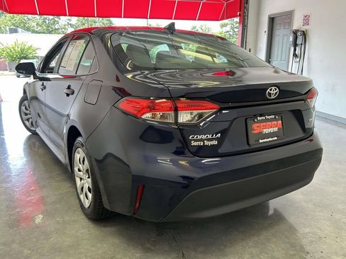 Certified 2024 Toyota Corolla LE FWD image 5