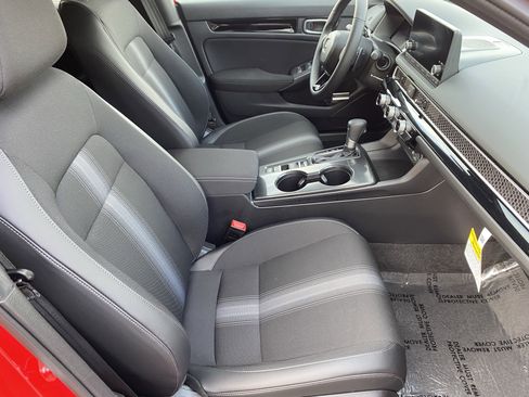 Used 2025 Honda Civic Sport image 9