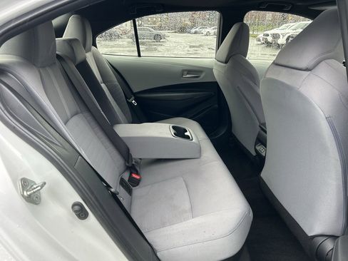 Certified 2024 Toyota Corolla SE w/ SE Package image 14