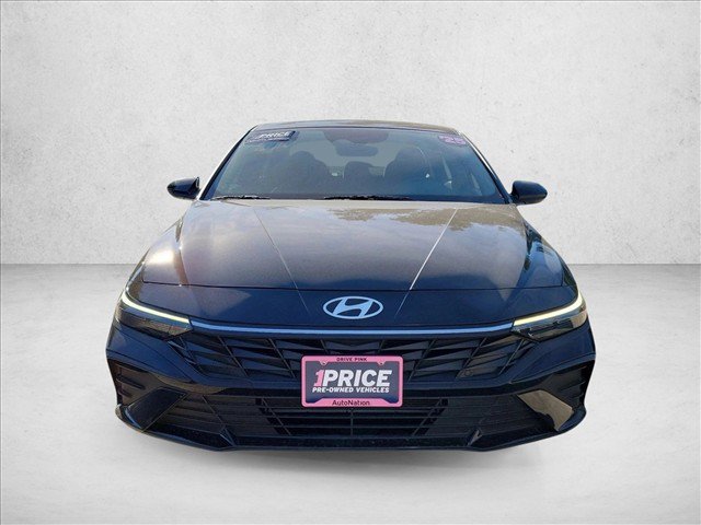 Used 2025 Hyundai Elantra Sport w/ Cargo Package FWD image 2