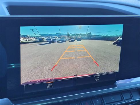 Used 2022 GMC Sierra 1500 Elevation image 17