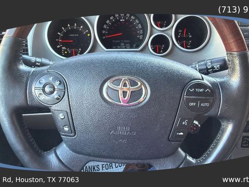 Used 2013 Toyota Sequoia Platinum RWD image 48