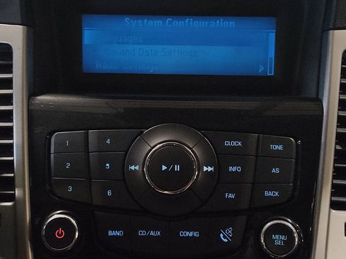 Used 2016 Chevrolet Cruze LT FWD image 25