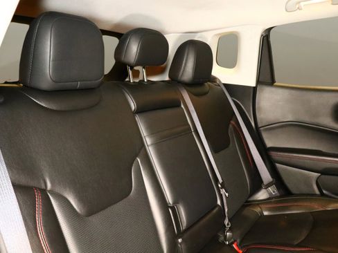 Used 2019 Jeep Compass Trailhawk w/ Leather Interior Group image 21