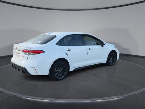 Used 2024 Toyota Corolla SE FWD image 8