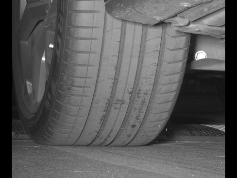 Used 2021 BMW X5 xDrive40i w/ M Sport Package AWD/4WD image 15