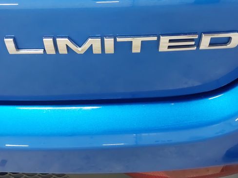 Used 2024 Jeep Compass Limited image 33