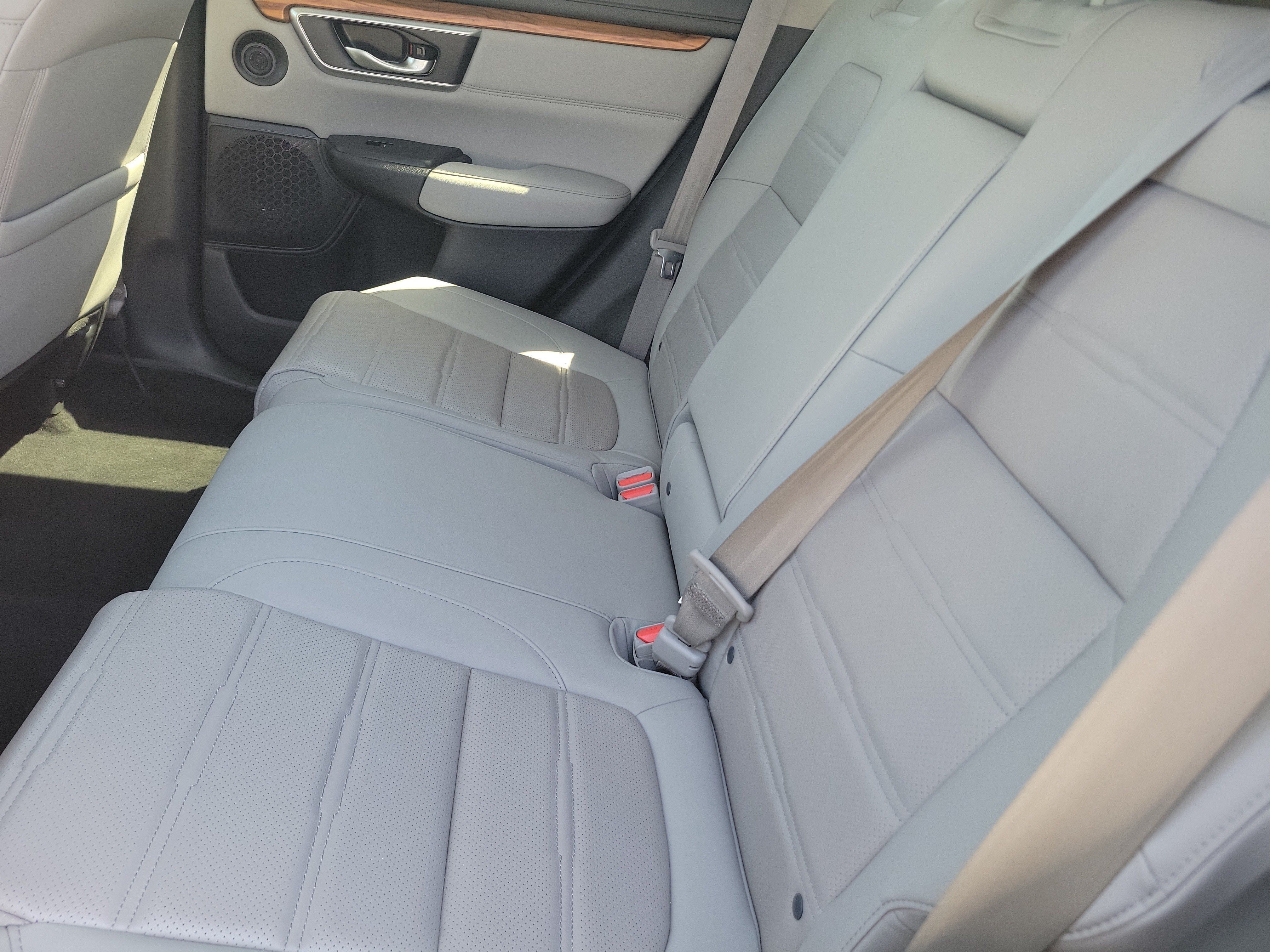 Used 2019 Honda CR-V Touring image 10