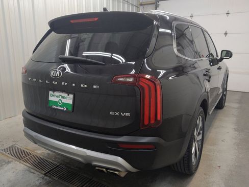 Used 2021 Kia Telluride EX w/ EX Premium Package FWD image 9