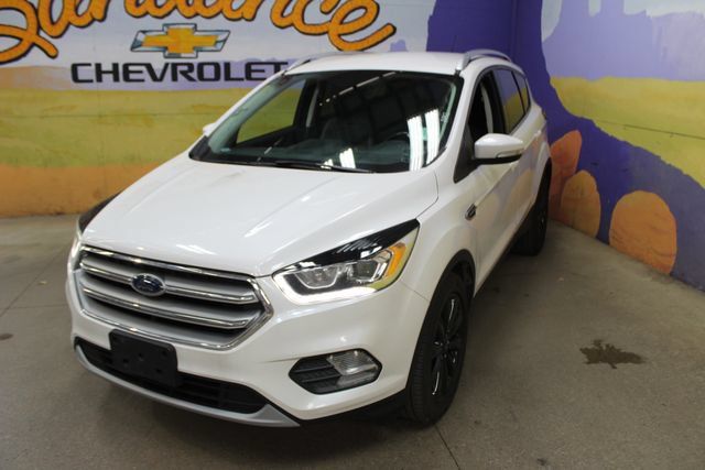 Used 2017 Ford Escape Titanium AWD/4WD image 4
