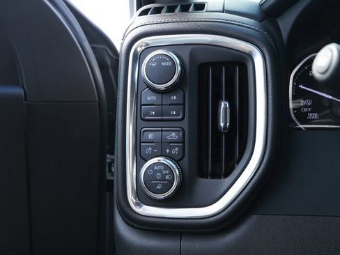 Used 2022 GMC Sierra 1500 SLT w/ SLT Premium Plus Package image 16