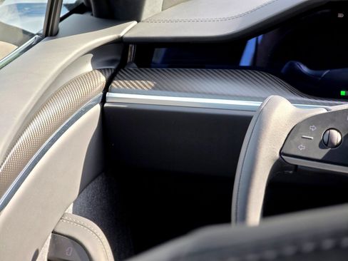 Used 2021 Tesla Model S Plaid AWD/4WD image 17