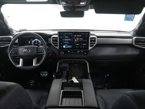 Used 2025 Toyota Tundra Limited image 14
