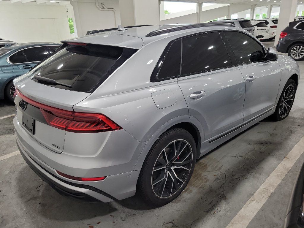 Used 2022 Audi Q8 Premium Plus w/ Premium Plus Package AWD/4WD image 2