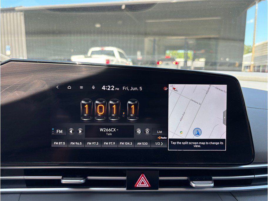 Used 2023 Hyundai Elantra SEL w/ Convenience Package FWD image 24