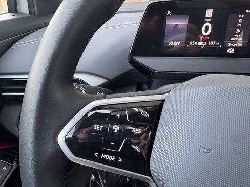 Used 2024 Volkswagen ID.4 S image 30