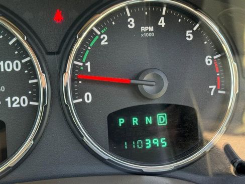Used 2012 Jeep Liberty Sport w/ Popular Equipment Group AWD/4WD image 21