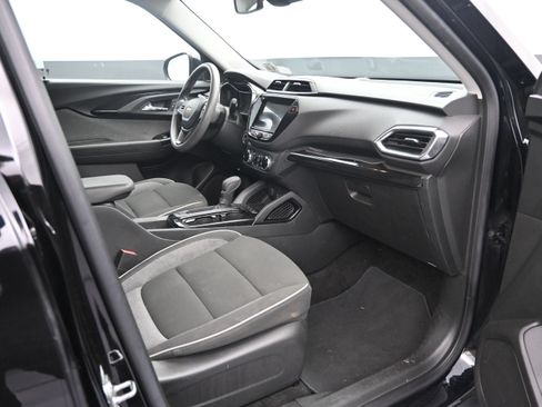 Used 2023 Chevrolet TrailBlazer LT w/ Convenience Package AWD/4WD image 29
