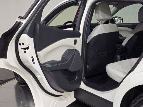 New 2025 Ford Mustang Mach-E Premium image 32