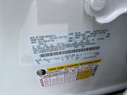 New 2026 Ford Expedition Active image 16