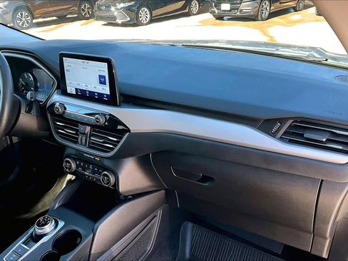 Used 2021 Ford Escape SEL image 19