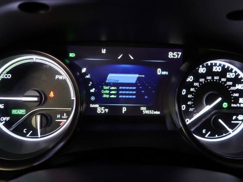 Used 2022 Toyota Camry XSE image 21