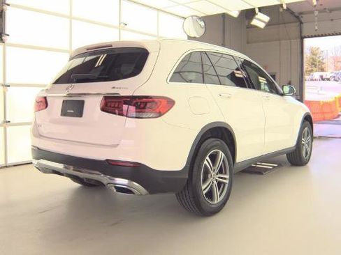 Used 2020 Mercedes-Benz GLC 300 4MATIC w/ Multimedia Package image 2