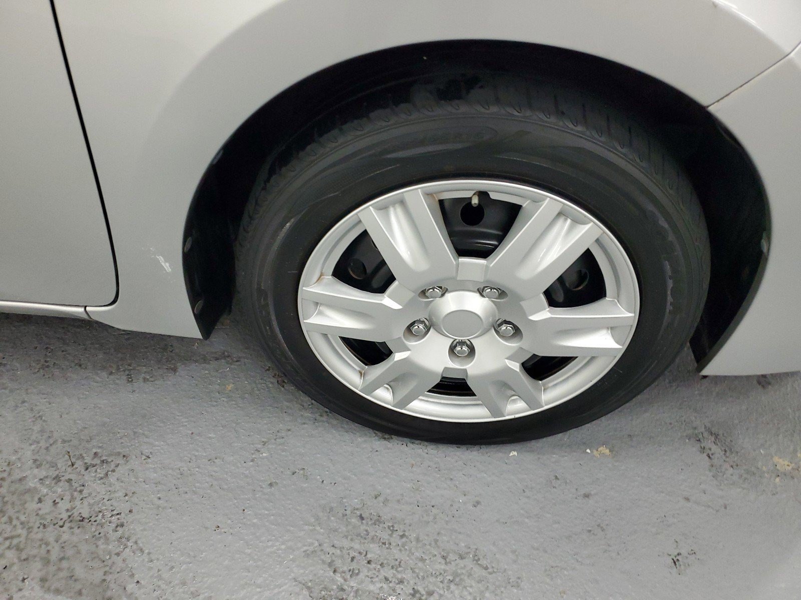 Used 2019 Toyota Corolla LE FWD image 9