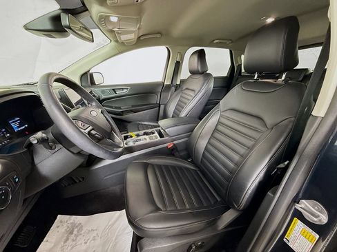 Certified 2024 Ford Edge SEL w/ Convenience Package AWD/4WD image 2