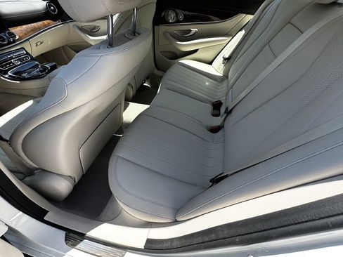 Used 2018 Mercedes-Benz E 300 image 24