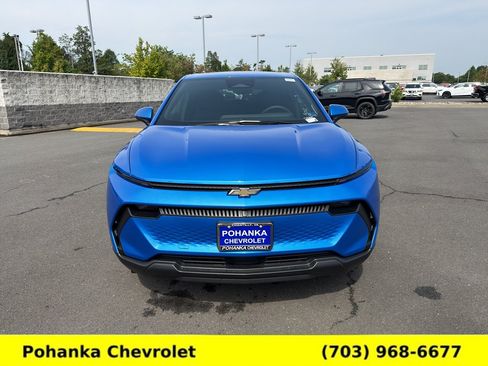 New 2026 Chevrolet Equinox EV LT FWD image 2