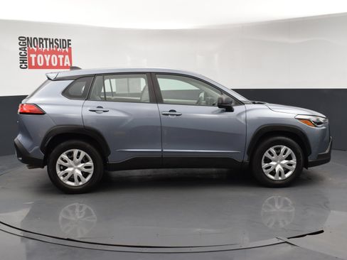 Used 2023 Toyota Corolla Cross L AWD/4WD image 5