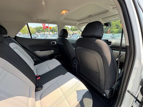 Certified 2026 Hyundai Venue SEL FWD image 24