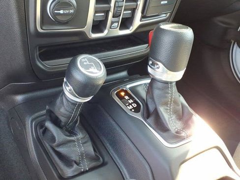 New 2026 Jeep Gladiator Sport image 10